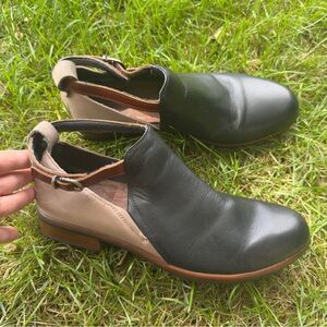 NAOT Footwear KAMSIN 41/10.5